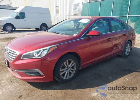 2015 Hyundai Sonata Se z USA, uszkodzony, nr VIN 5NPE24AF1FH172995